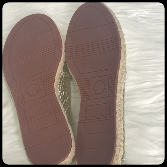 C Wonder Gold Leather Espadrilles - Picture 7 of 8